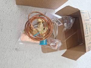 lot 19116 image: Sanhua Expansion Valve HVAC Component Kit