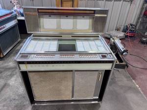 lot 9 image: Grand Prix II 160 Jukebox