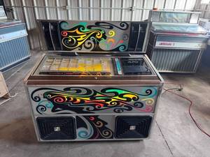 lot 34 image: Rockola 470 Jukebox with Integrated Circuit Solid State Stereophonic Music System