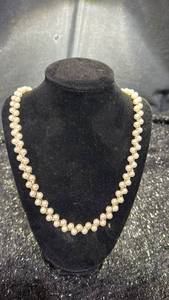 lot 37 image: Pearl Beaded Necklace with Gold-Tone Clasp