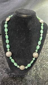 lot 87 image: Vintage JBB handcrafted Sterling silver  Green Bali stones A highly Regarded piece by a well known jeweler manufacturer