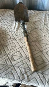 lot 23 image: Shovel with Wood Handle