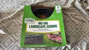 lot 114 image: Expert Gardener No Dig Landscape Edging 30 ft