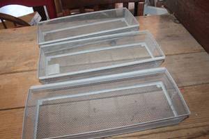 lot 3282 image: Metal Organizing Baskets