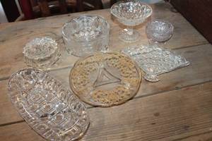 lot 3292 image: Vintage Cut Glass Trinket Box and More