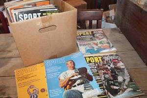 lot 3303 image: Box of Vintage Sports Magazines & More