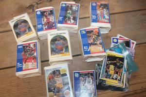 lot 3326 image: IOB Basketball Trading Cards