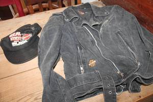 lot 3327 image: Harley Davidson Coat Size Lg. & Hat