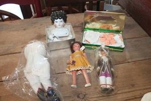 lot 3340 image: Antique Porcelain Doll Head and More