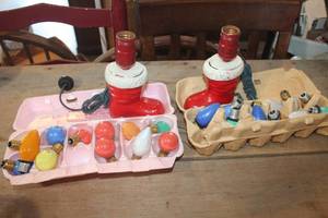 lot 3348 image: Vintage Santa Boot Light Bases untested & More