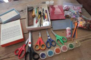 lot 3466 image: Lot of Vintage Pencils and More