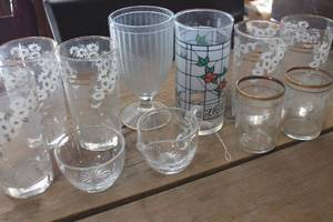 lot 3467 image: Vintage Glasses and More