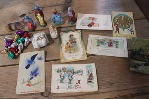 lot 3484 image: Antique Christmas Post Cards and More