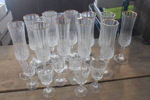 lot 3524 image: Glass Champagne Flute Glasses & More