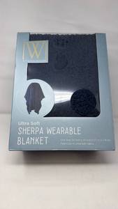 lot 138 image: Wayland Square Ultra Soft Sherpa Wearable Blanket 50 x 70 inch - Retail $0