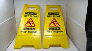 Caution Wet Floor Signs Yellow Bilingual 2-Pack - Retail: $0