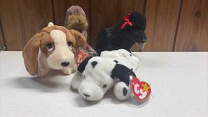 lot 337 image: (4) Ty Beanies, All New, All Tagged