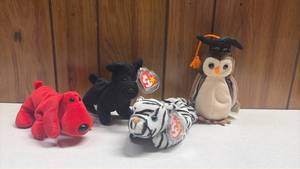 lot 339 image: (4) Ty Beanies, All New, All Tagged