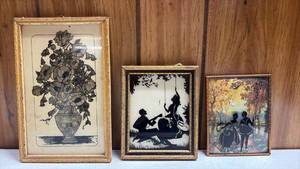 lot 255 image: Vintage Romantic Wall Decor