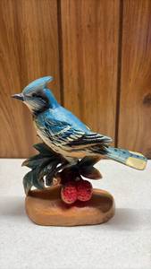 lot 268 image: Hand-Painted & Airbrush Blue Jay Bird Figurine on Base with Berries Crown A makers mark.