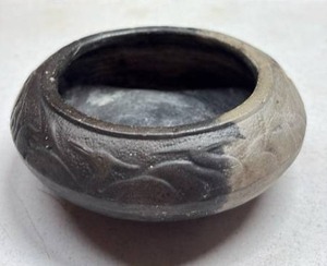 lot 292 image: Pottery Vessel Round Bowl with Carved Decoration