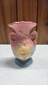 lot 294 image: Double Handled Hull Vase