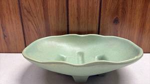 lot 308 image: Celadon McCoy Dish Pattern 1302
