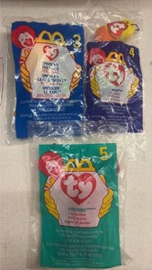 lot 205 image:  Collectible Toys 