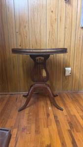 lot 245 image: 1940s Mersman Lyre Base, Scalloped Pie Crust Top, Glass Top, Mahogany 27 T