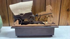 lot 169 image: Covered Wagon with Horses Wooden Animated Musical Decor