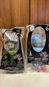 lot 190 image: 2008 McDonalds Happy Meal Madame Alexander The Wizard of Oz Wicked Witch & Glinda Dolls #5 #6