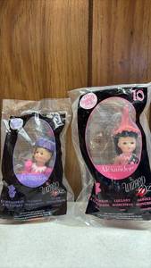lot 192 image: 2008 McDonalds Happy Meal Madame Alexander The Wizard of Oz Dolls #11 and #12