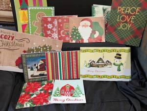 lot 119 image: Christmas gift boxes