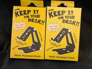 lot 172 image: Phone stand