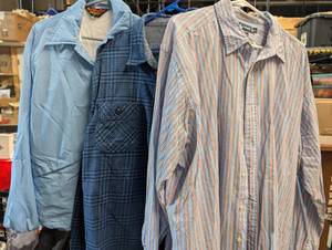 lot 187 image: 2 long sleeved mens shirts and 1 windbreaker