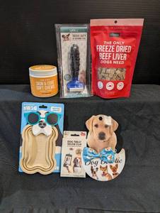 lot 201 image: Doggy Gift Set