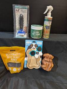 lot 202 image: Doggy Gift Set