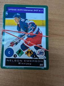 79 Hockey trading cards