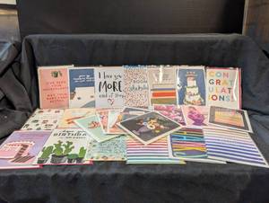 lot 185 image: Greeting Cards Lot