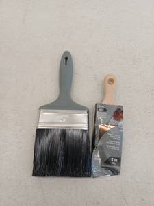 lot 19276 image: 2 Pack Paint Brush, 2 And 4 Inch