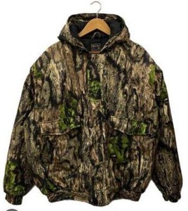 lot 19290 image: Camo Hunting Coat, XL