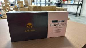 lot 10 image: Calista Triangl Pro Heated Detailer Brush - Retail $40