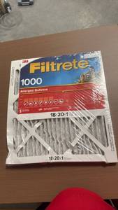lot 35 image: 3M Filtrete 1000 Allergen Defense Air Filter 18x20x1 - Retail $0