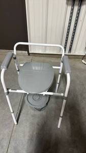 lot 83 image: Portable Commode Chair with Seat and Backrest - Retail $0