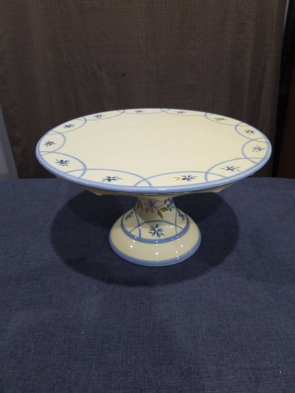lot 2943 image: Capriwave Hand Painted Pedestal Cake Stand Floral Blue Cream