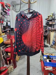 lot 1566 image: Pullover Hoodie Red Black Geometric Diamond Pattern Size L