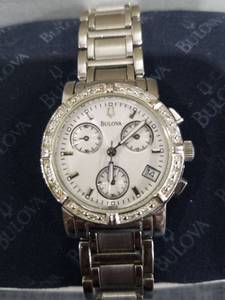 lot 1570 image: Chronograph Watch with Diamond Bezel and Metal Bracelet
