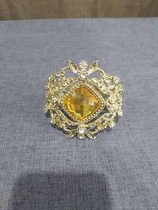 lot 1578 image: Gold Tone Ornate Bracelet Yellow Faceted Stone