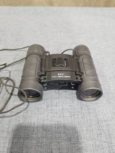 lot 1609 image: 8X21 Binoculars F.O.V. -380° 1,000yds
