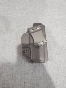 lot 1630 image: Polymer Retention Holster With Mounting Hardware